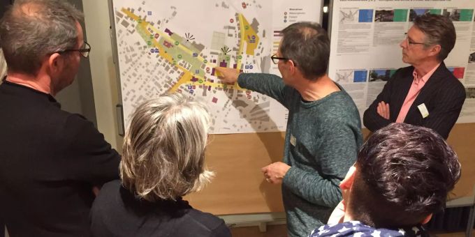 Interessenten diskutieren Entwurf des Masterplans