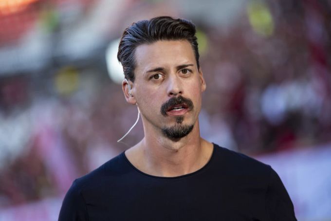 Sandro Wagner ist neben seiner Tätigkeit beim DFB als Experte des ZDF unterwegs. Wagner ist ZDF-Experte.