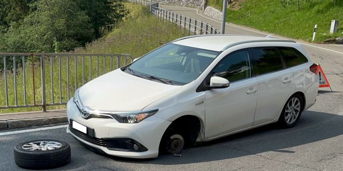 Unfall Trogen AR: Erst Klopfgeräusche, dann Rad verloren. Unfall Trogen AR