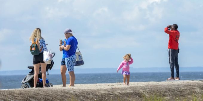 Der Rockaway Beach ist wieder geöffnet. Rockaway Beach