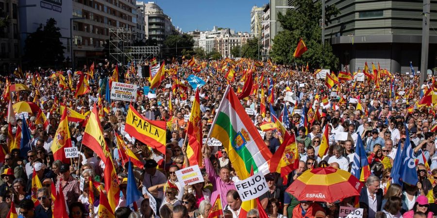 Spanien