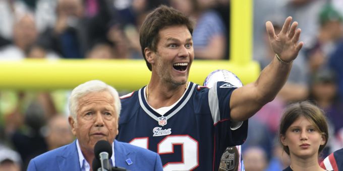 Tom Brady wird bei den Patriots noch einmal geehrt. Tom Brady Patriots