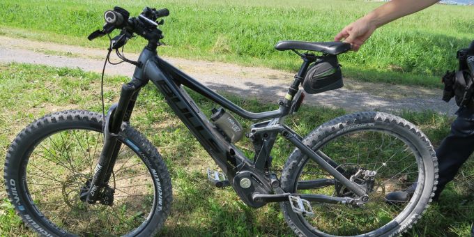 Zwei Verkehrsunfälle mit Velos in Bilten resp. Oberurnen. Velos