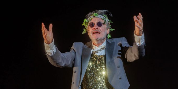 Der Schauspieler Michael Wittenborn verkörpert Teiresias in «Anthroplis I, Dionysos». (Archivbild) Anthroplis