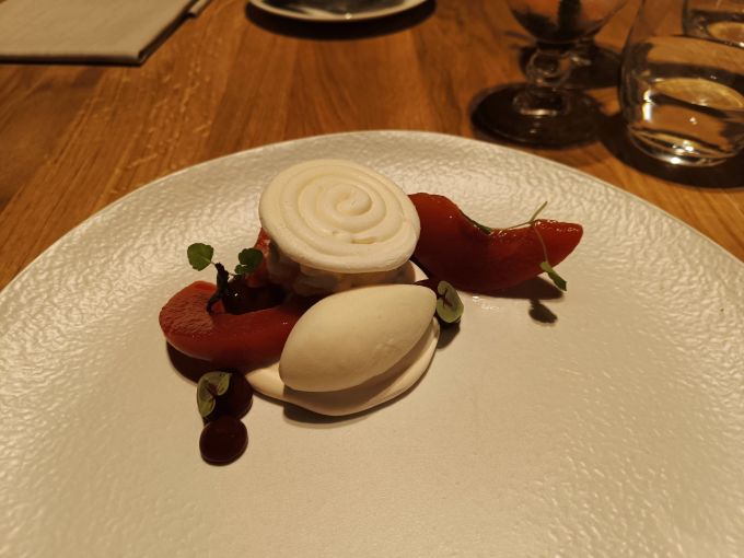 Peachlova: Sinfonie aus Textur und Geschmack. Restaurant Giardino Peachlova