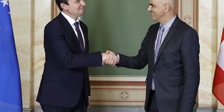 Der kosovarische Premierminister Albin Kurti (links) traf vor einer Woche Bundespräsident Alain Berset (rechts). (Archivbild)