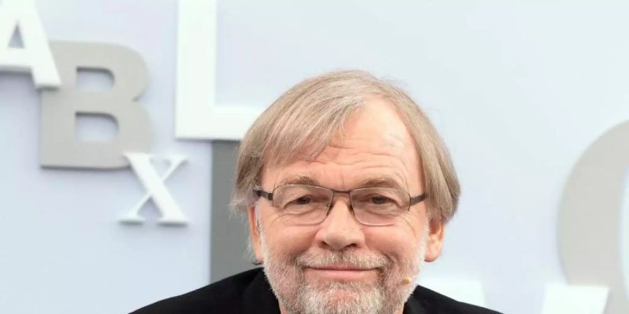 Der norwegische Schriftsteller Jostein Gaarder stellt in seinem Roman grosse Fragen der Menschheit. Foto: Jens Kalaene