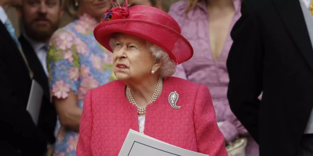 Wahrend Die Queen Schlaft Dringt Mann In Buckingham Palace Ein