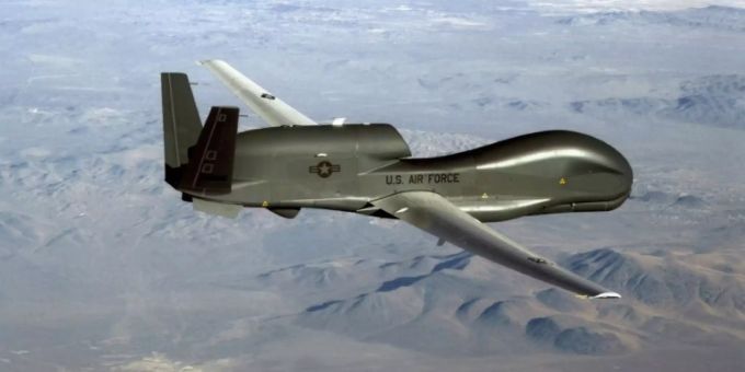 Aufklärungsdrohne vom Typ RQ-4 Global Hawk Aufklärungsdrohne vom Typ RQ-4 Global Hawk