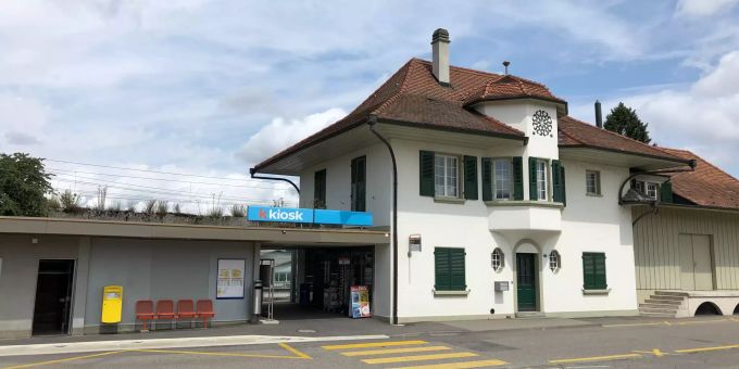 Der Bahnhof in Bätterkinden. Bahnhof