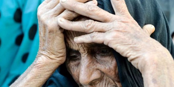 Eine afghanische Frau nach einem Anschlag in Nangarhar, Afghanistan. (Archivbild) afghanistan