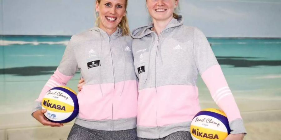 Karla Borger und Julia Sude (r) haben auf der Beachvolleyball-Welttour in Jinjiang das Halbfinale verpasst. Foto: C. Charisius/dpa