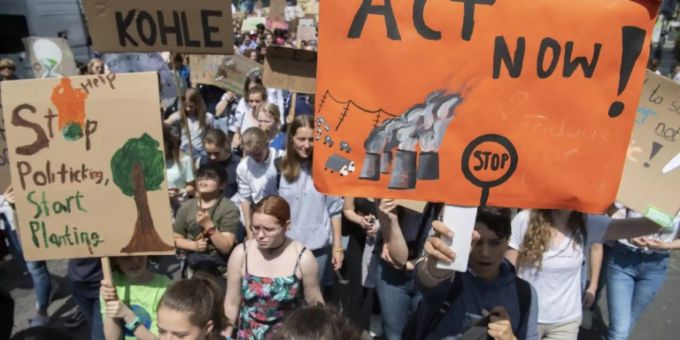 Berlin - Vor Klimakabinett am Mittwoch verstärken Umweltverbände Druck auf die Regierung