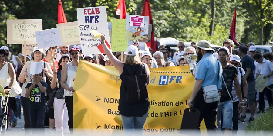 Das Freiburger Spital und die Sozialpartner haben sich auf «Spielregeln» im Falle einer Arbeitsniederlegung geeinigt. Zu Streiks kam es am HFR 2017 und 2018. (Archivbild)