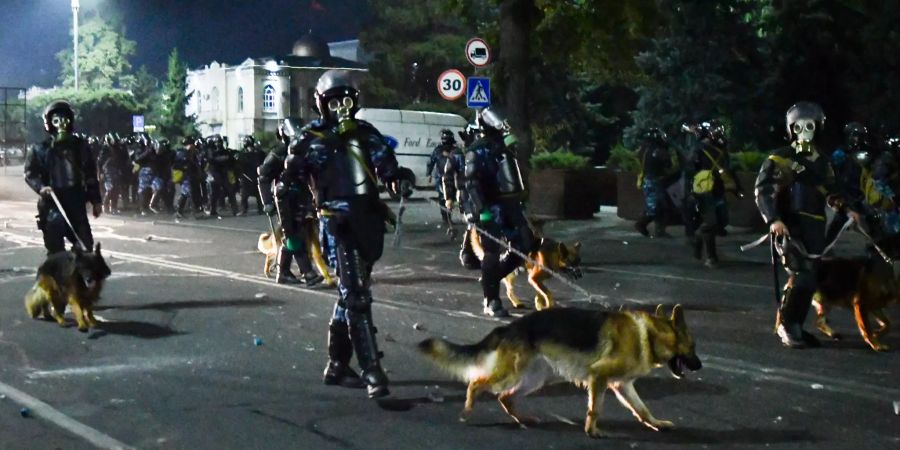 Ausschreitungen nach Parlamentswahl in Kirgistan
