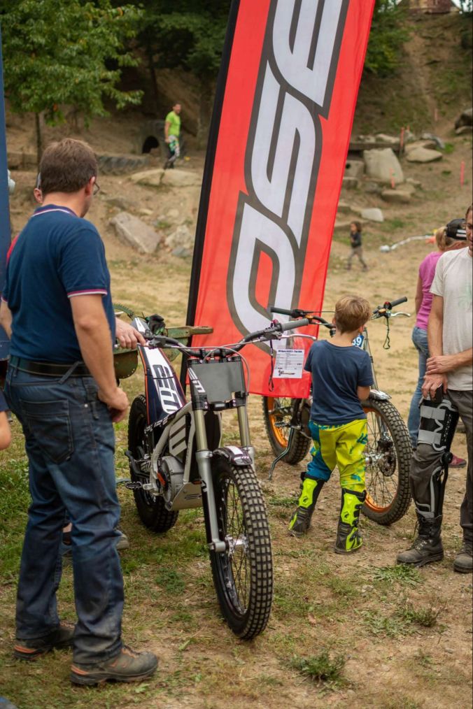 Trial Bikes in verschiedenen Grössen.