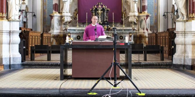 Kirche Engelberg Gottesdienst