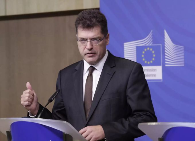 EU-Katastrophenschutzkommissar Janez Lenarcic fordert die EU zum unverzüglichen Handeln auf. Janez Lenarcic