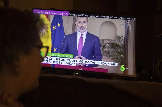 Der spanische König Felipe VI spricht der Bevölkerung im TV Mut zu. Spain Virus Outbreak