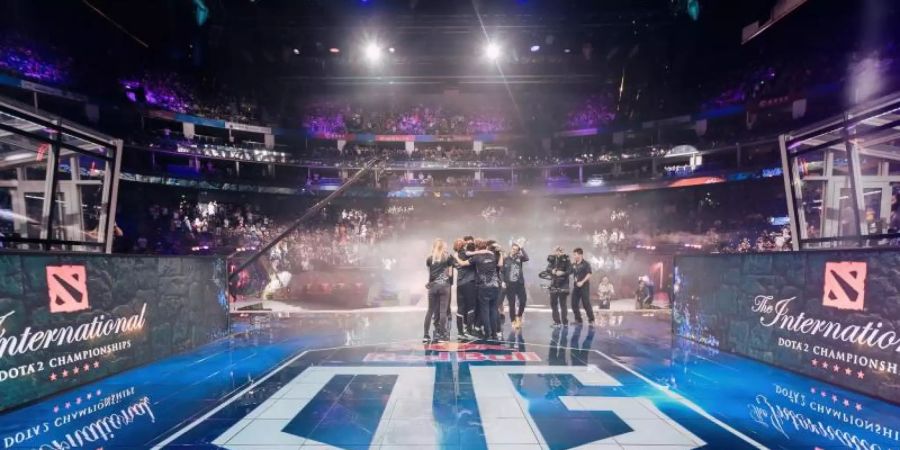 Die Weltmeister von OG müssen sich nun in einem neuen Team zusammenfinden. Foto: Valve/dpa