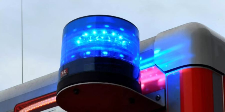 Blaulicht an einem Einsatzfahrzeug