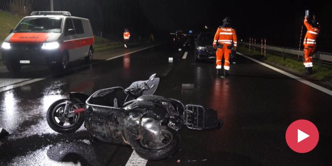 A3 war gesperrt - Rollerfahrer stirbt nach Kollision bei Richterswil ZH