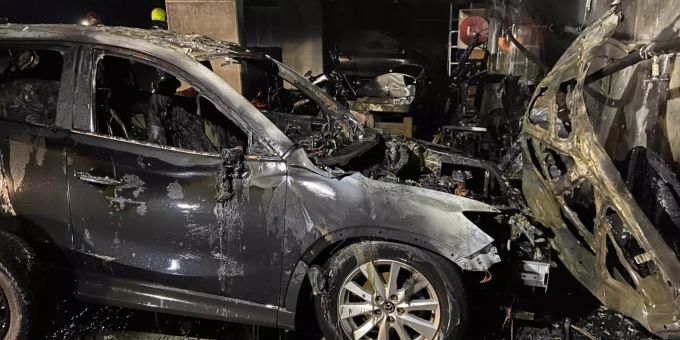 Brand in einer Tiefgarasche in Eiken AG. brand tiefgarasche