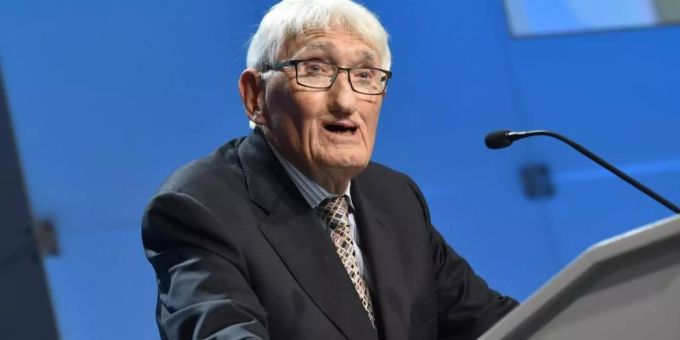 Der Soziologe und Philiosoph Jürgen Habermas. Foto: Arne Immanuel Bänsch/dpa Der Soziologe und Philiosoph Jürgen Habermas. Foto: Arne Immanuel Bänsch/dpa