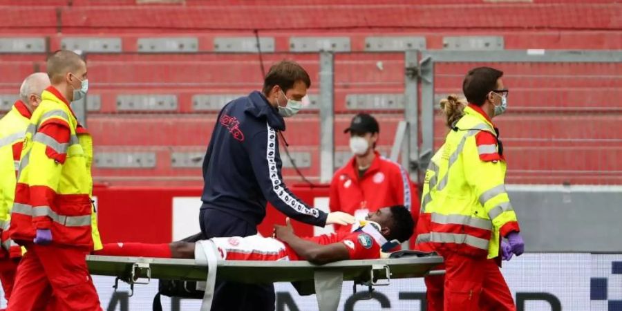 Taiwo Awoniyi fehlt Mainz 05 vorerst im Abstiegskampf. Foto: Kai Pfaffenbach/reuters/Pool/dpa