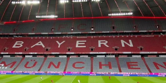 Bayern-Vorstand Oliver Kahn wünscht sich die Rückkehr von Zuschauern im Stadion. Foto: Christian Kunz/dpa-Pool/dpa Bayern-Vorstand Oliver Kahn wünscht sich die Rückkehr von Zuschauern im Stadion. Foto: Christian Kunz/dpa-Pool/dpa