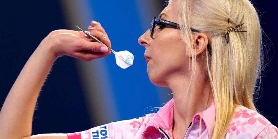Darts-Spielerin Fallon Sherrock hat die Tour-Card verpasst. Foto: John Walton/PA Wire/dpa