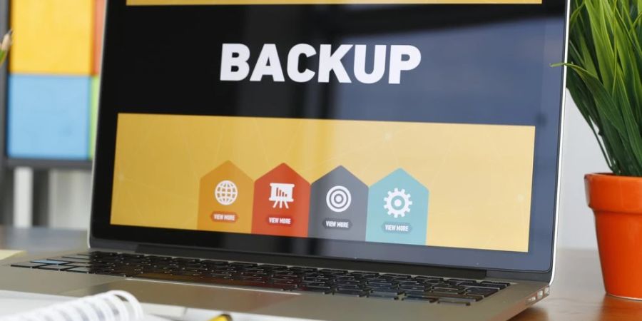 Viele Geräte und Apps haben Backup-Funktionen integriert, um es ihren Nutzern möglichst einfach zu machen.