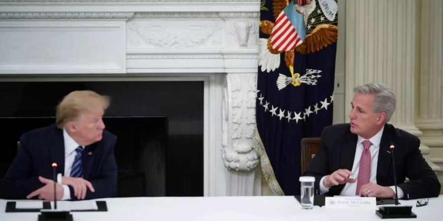 Donald Trump mit Kevin McCarthy