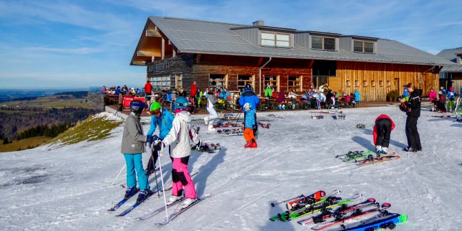 Kinder Ski Schnee Hütte Berge