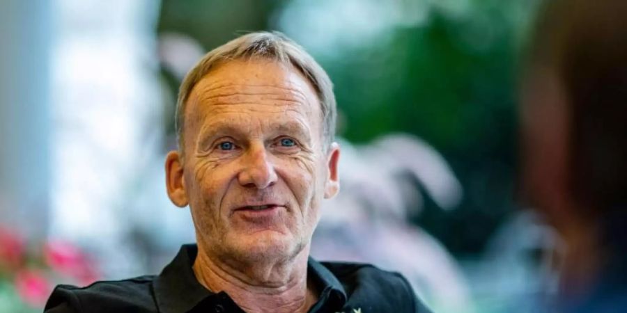 Sieht Borussia Dortmund näher an Bayern München dran: BVB-Boss Hans-Joachim Watzke. Foto: David Inderlied/dpa