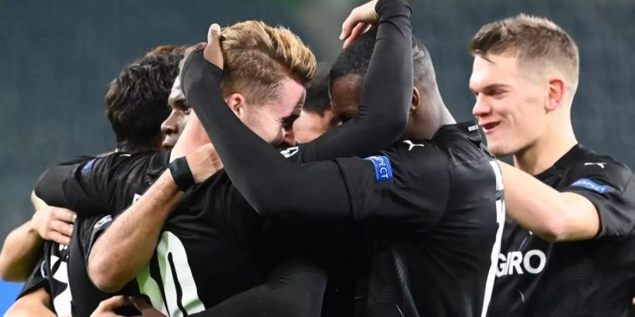 Borussia Mönchengladbach setzte sich locker gegen Schachtjor Donezk durch. Foto: Federico Gambarini/dpa