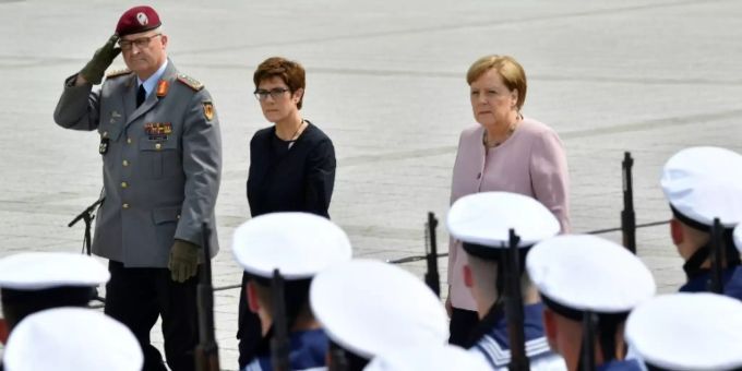 Die Erinnerung an das Attentat auf Adolf Hitler aus dem Jahre 2019. (Archivbild) adolf hitler