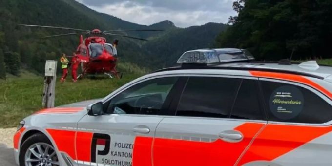 Einsatz der Kantonspolizei Solothurn wegen zwei verunfallten Gleitschirmpiloten. kapo solothurn