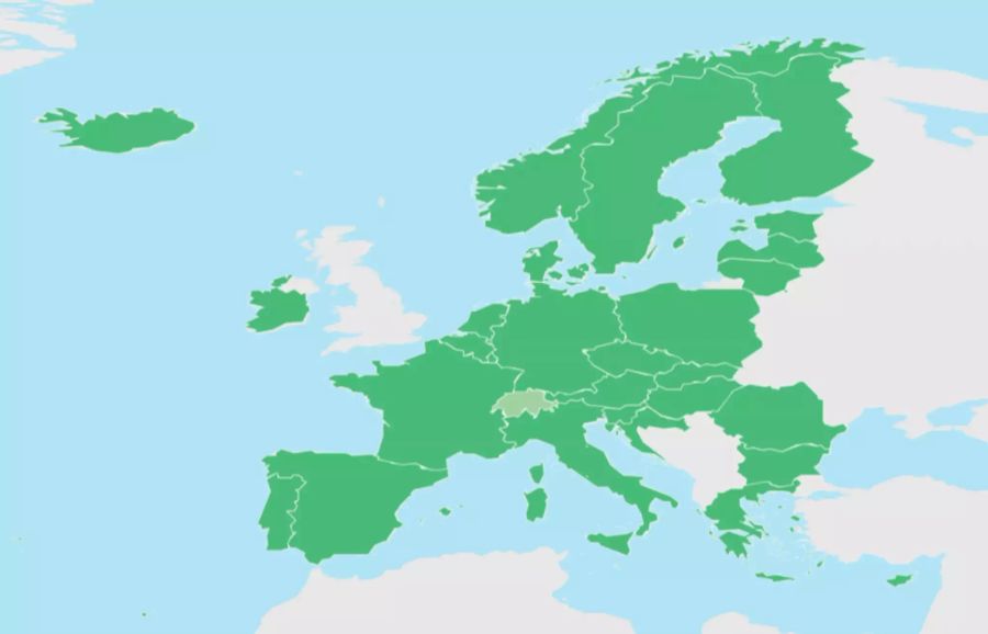 Die Schweiz als hellgrüne Insel in Europa: Alle EU-Mitgliedsstaaten haben ihr Covid-Zertifikat an die EU-Schnittstelle  anbinden können. Von den Nicht-Mitgliedsstaaten warten noch drei auf die Zuschaltung.