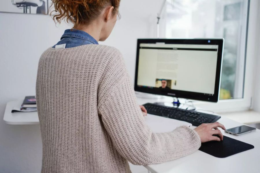 Viele Firmen zählen weiter auf die Homeoffice-Empfehlung.