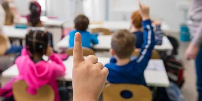 Berner Stadtrat - Debatte über Ende der deutsch-französischen Klassen
