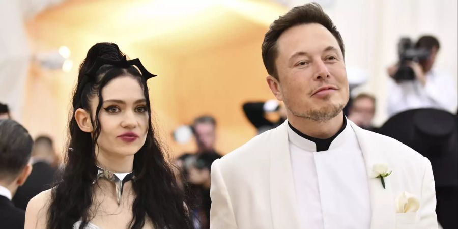 Grimes mit Elon Musk.