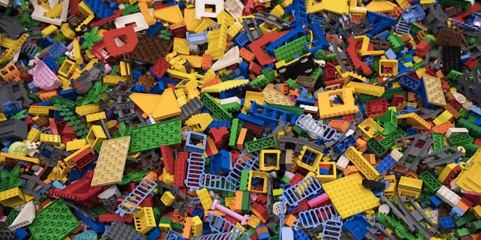 Grosse Nachfrage: Lego City, Lego Star Wars und Lego Technic sind Verkaufsschlager. (Symbolbild) lego
