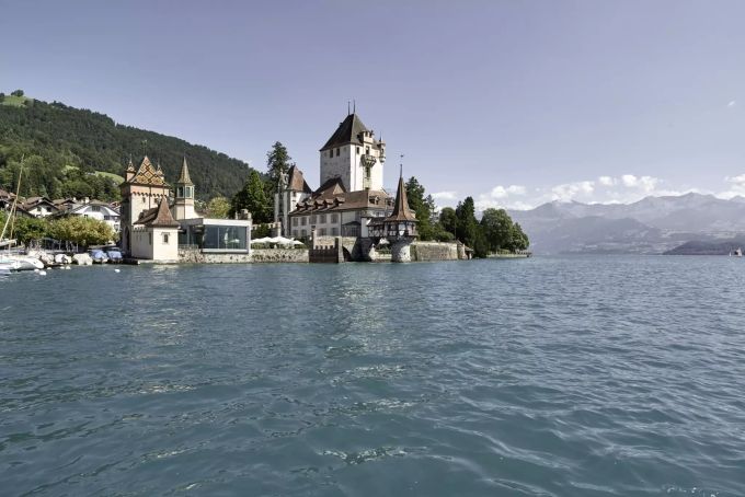 Schloss Oberhofen, die Magie aus acht Jahrhunderten. BLS