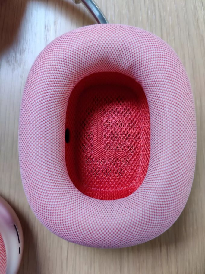 Die Kopfhörermuscheln bieten krassen 3D-Sound. AirPods Max