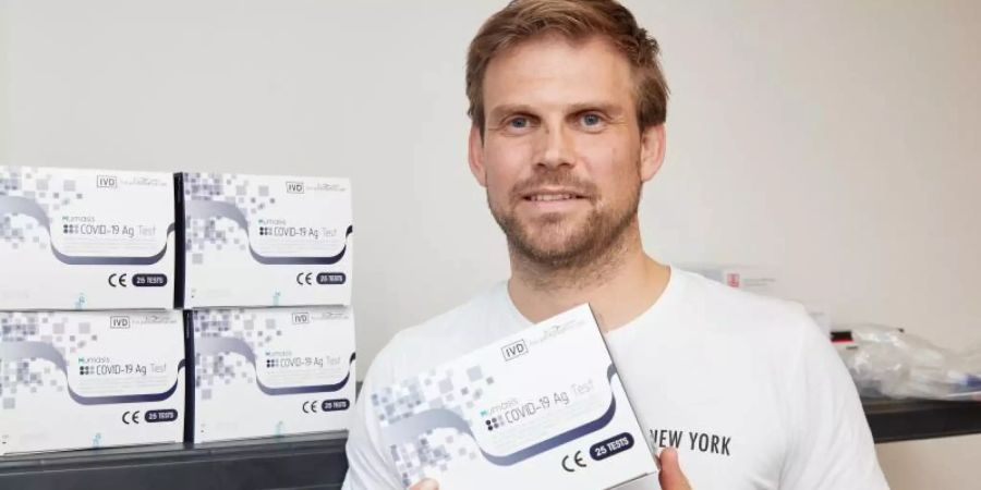 Tut Gutes in der Corona-Krise: Hockey-Nationalspieler Moritz Fürste. Foto: Georg Wendt/dpa