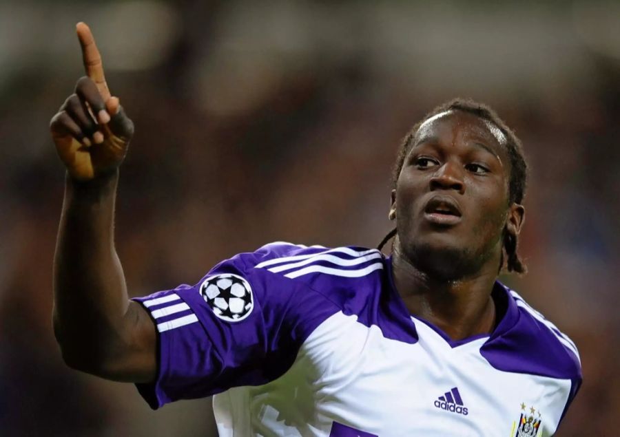 Erstmals auf sich aufmerksam macht Romelu Lukaku bei seinem Jugendverein RSC Anderlecht.