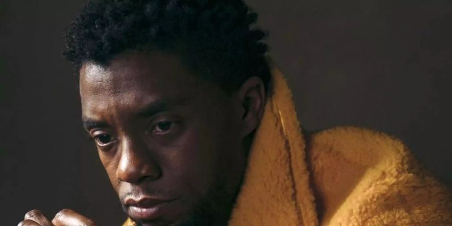 Chadwick Boseman 2018 bei einem Fototermin für den Film «Black Panther». Foto: Victoria Will/Invision/AP/dpa