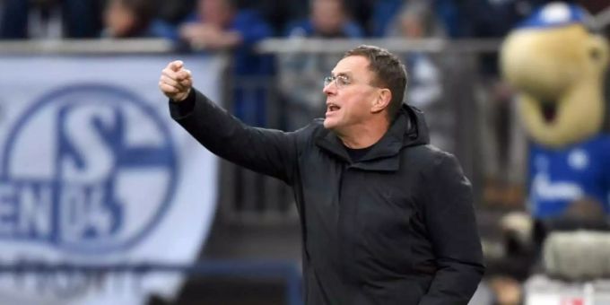 Ralf Rangnick wirkte bereits von 2004 bis 2005 sowie im Jahr 2011 als Trainer beim FC Schalke 04. Foto: Ina Fassbender/dpa Schalke 04