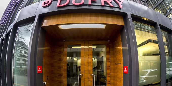 Dufry hat in seinen Duty-Free-Läden 2020 rund 70 Prozent zwei Drittel weniger verkauft als noch im Vorjahr. (Archiv) dufry